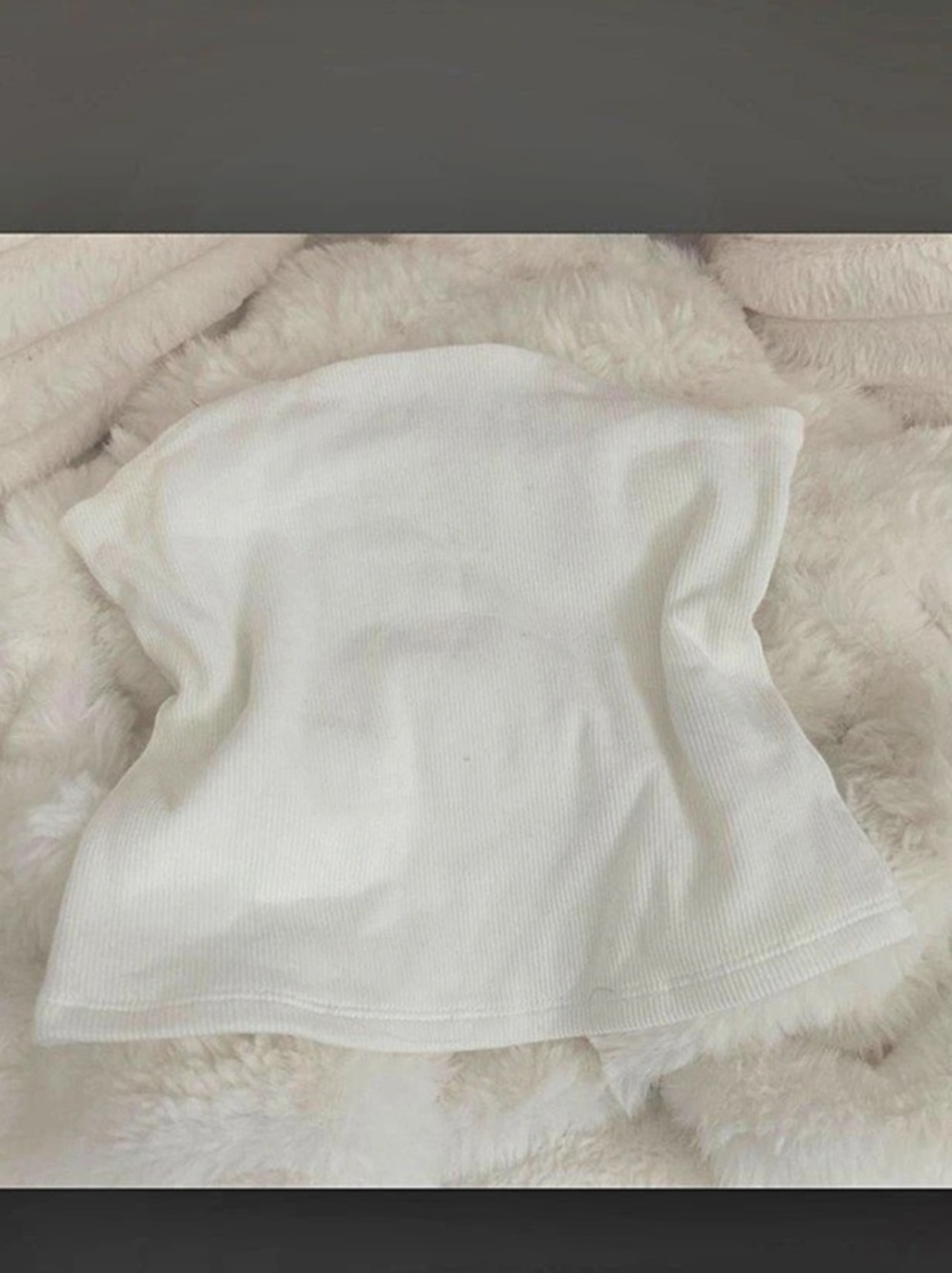 Pink Rose Ribbed Tank Top in White Like New - Picture 1 of 2
